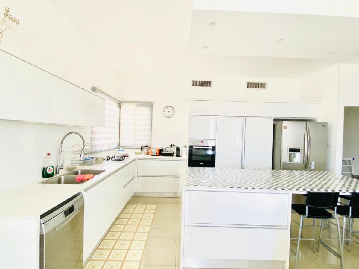 Appartement Stunning Penthouse With Sea Views And Private Heated Pool à Eilat Extérieur photo