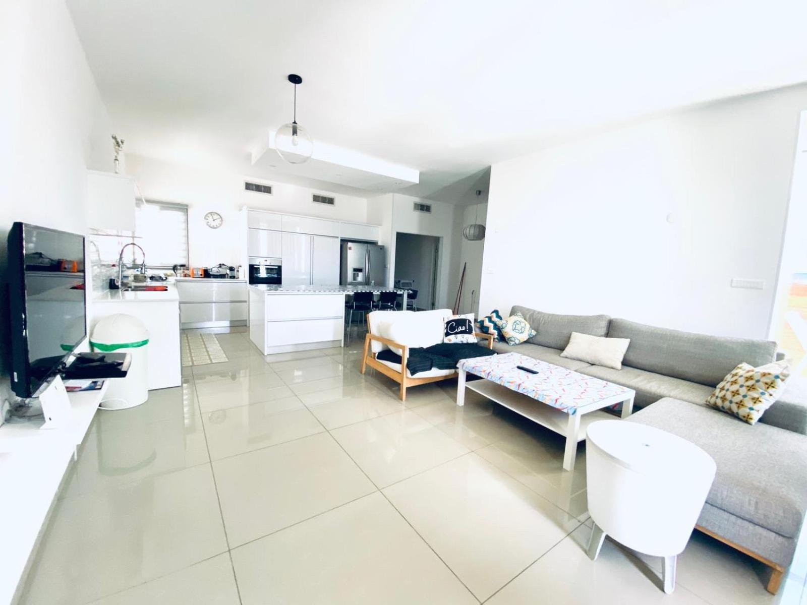 Appartement Stunning Penthouse With Sea Views And Private Heated Pool à Eilat Extérieur photo