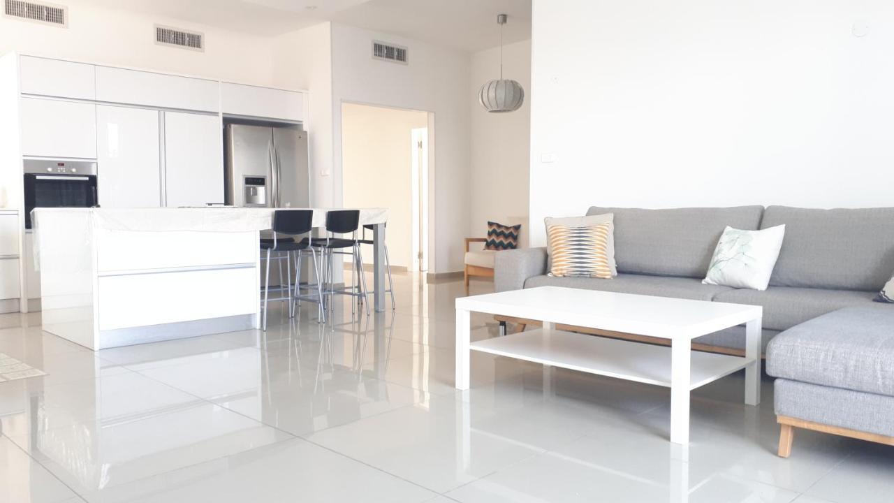 Appartement Stunning Penthouse With Sea Views And Private Heated Pool à Eilat Extérieur photo